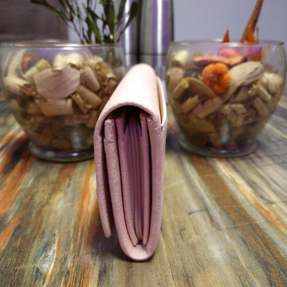 ❌SOLD❌Furla Babylon Long Wallet in Blush Pink - Picture 6 of 9